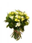 Buchet de 51 frezii galbene