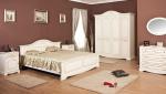Dormitor clasic din lemn - Valentina Gold