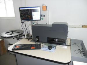 NOU-MASINA AUTOMATA DE PROFILAT CUTITE PENTRU STANTE AMBALAJE