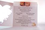 Invitatia de nunta personalizata cu fotografia miriilor.