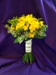 Buchet de 19 frezii galbene